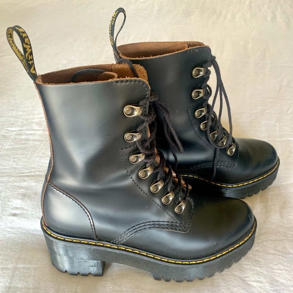 Dr. Marten’s Leona Black Boot - 7
